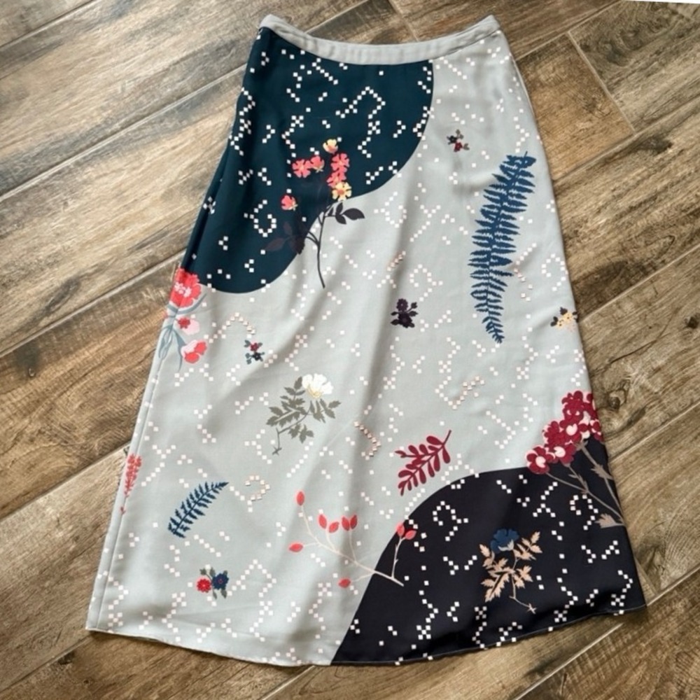 Anthropologie x SAHIL KOCHHAR Koyal Floral Applique Midi Skirt, (Sky)Gray Blue,M - Picture 9 of 13